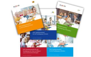 Anordnung verschiedener Titelseiten der DGE-Qualitätsstandards