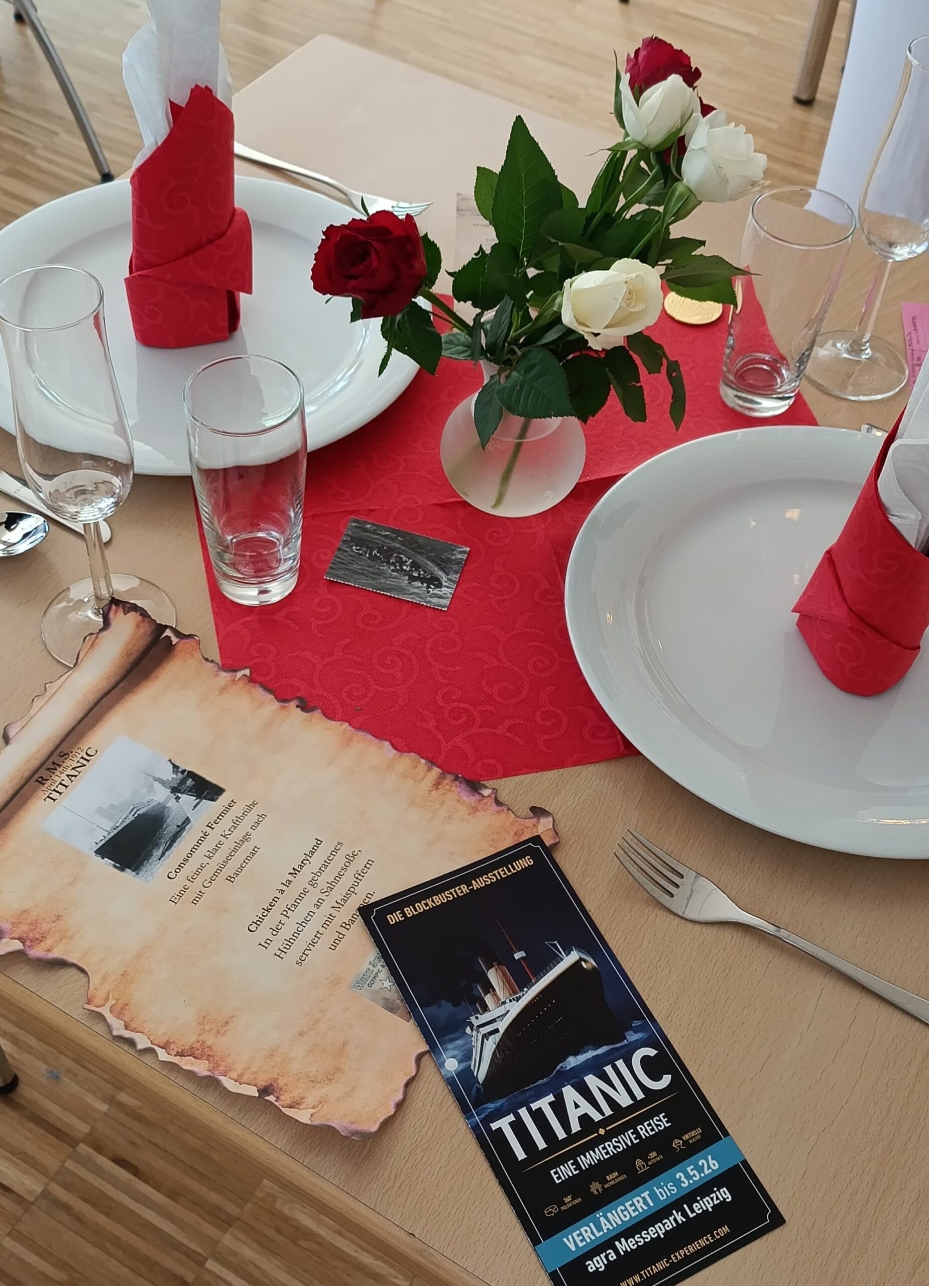 Festlich gedeckter Tisch